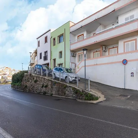 Beachfront Terrace And Air Conditioning Apartment *