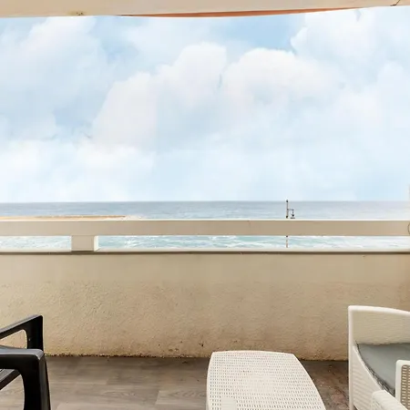 Apartment Beachfront Terrace And Air Conditioning Castelsardo