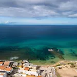 Apartament Beachfront Terrace And Air Conditioning *